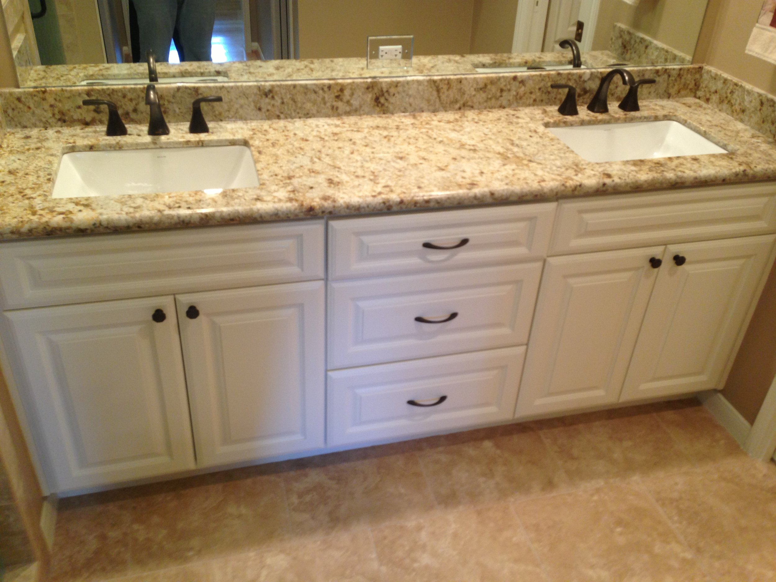 Custom double vanity countertops